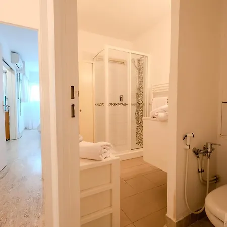 Apartman Roca Mare 1 Bloc B 01 - Happy Menton